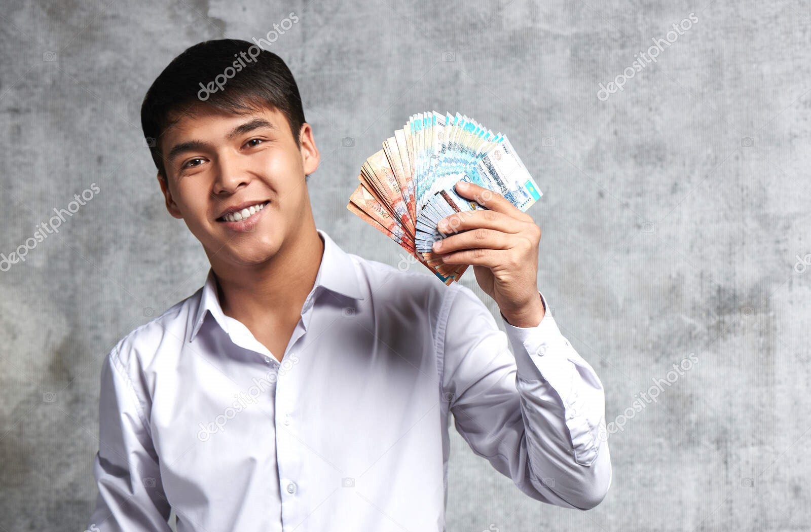 Гадалка в Москве Екатеринбурге Питере Новосибирске